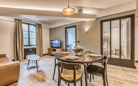 Majestic Broadway - 4 Star Apartment With Spectacular Views